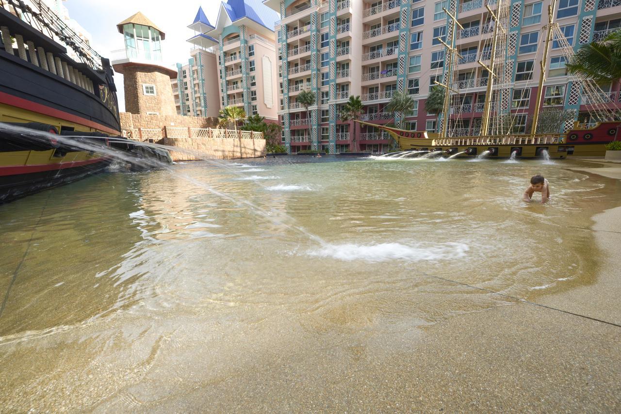 Caribbean Hotel Resort Pattaya Bagian luar foto