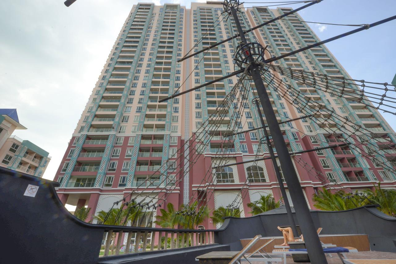 Caribbean Hotel Resort Pattaya Bagian luar foto